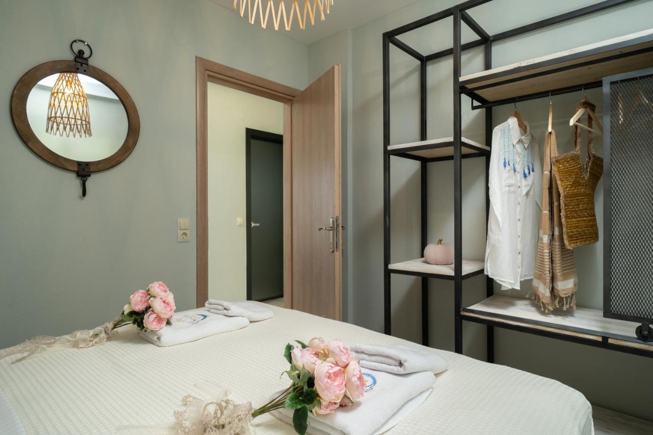 Mon Avis Boutique Hotel Chrysi Ammoudia Bagian luar foto