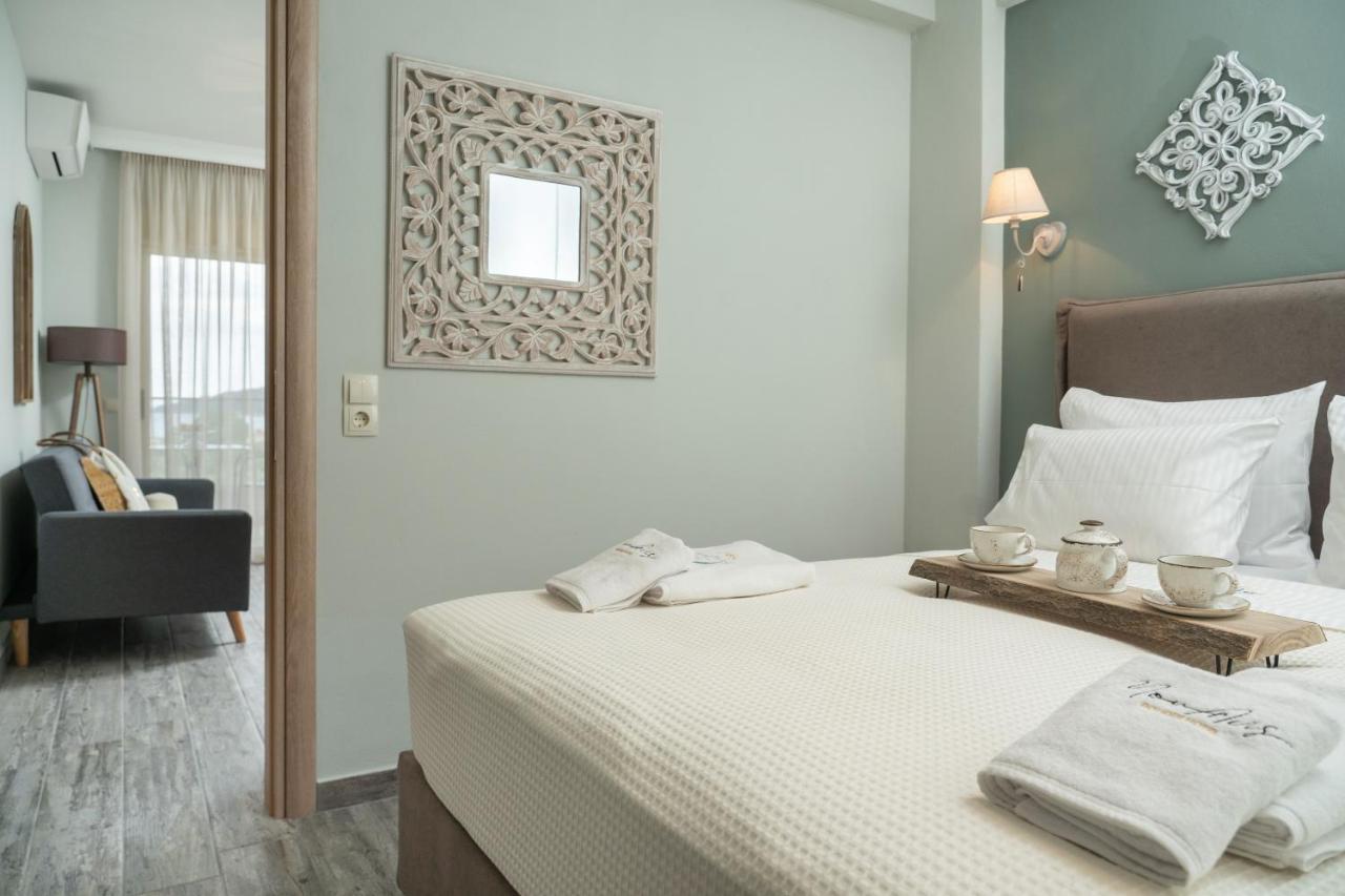 Mon Avis Boutique Hotel Chrysi Ammoudia Bagian luar foto