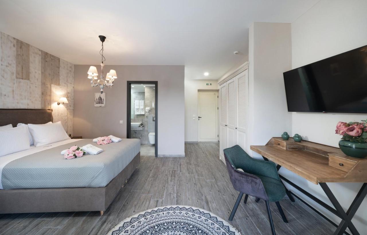 Mon Avis Boutique Hotel Chrysi Ammoudia Bagian luar foto